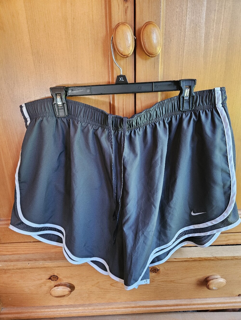 NWT Nike Women's Grey Athletic Shorts with White Trim SIZE 1X